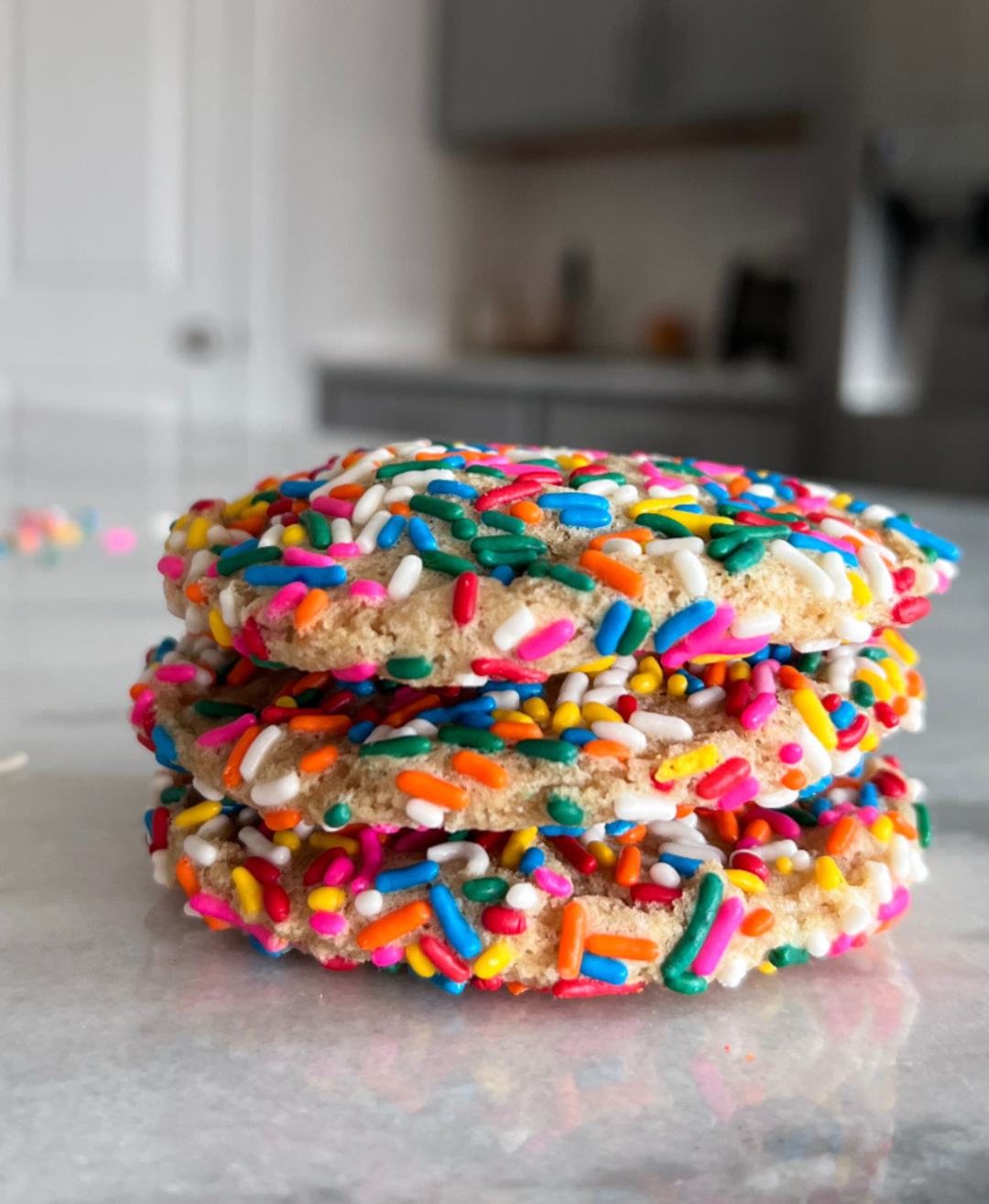 RAINBOW SUGAR HIGH PROTEIN COOKIE