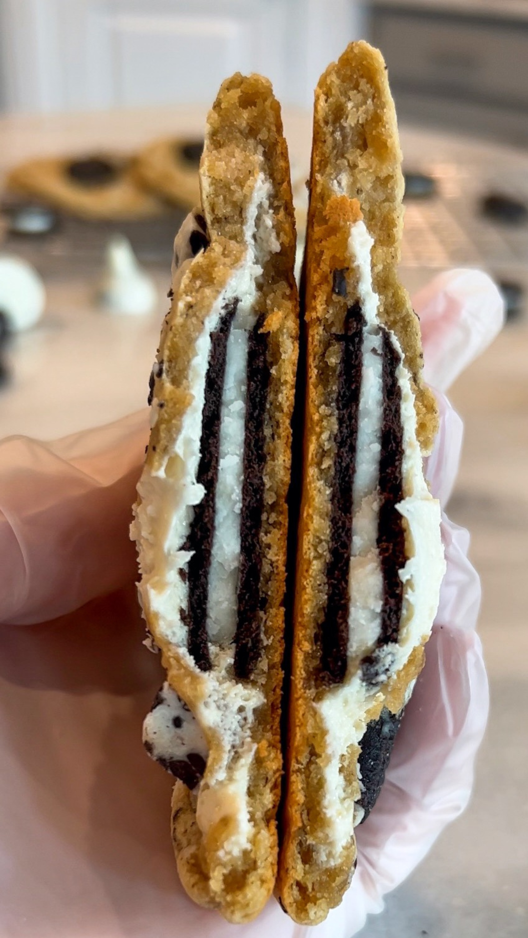DOUBLE STUFFED OREO HIGH PROTEIN COOKIE