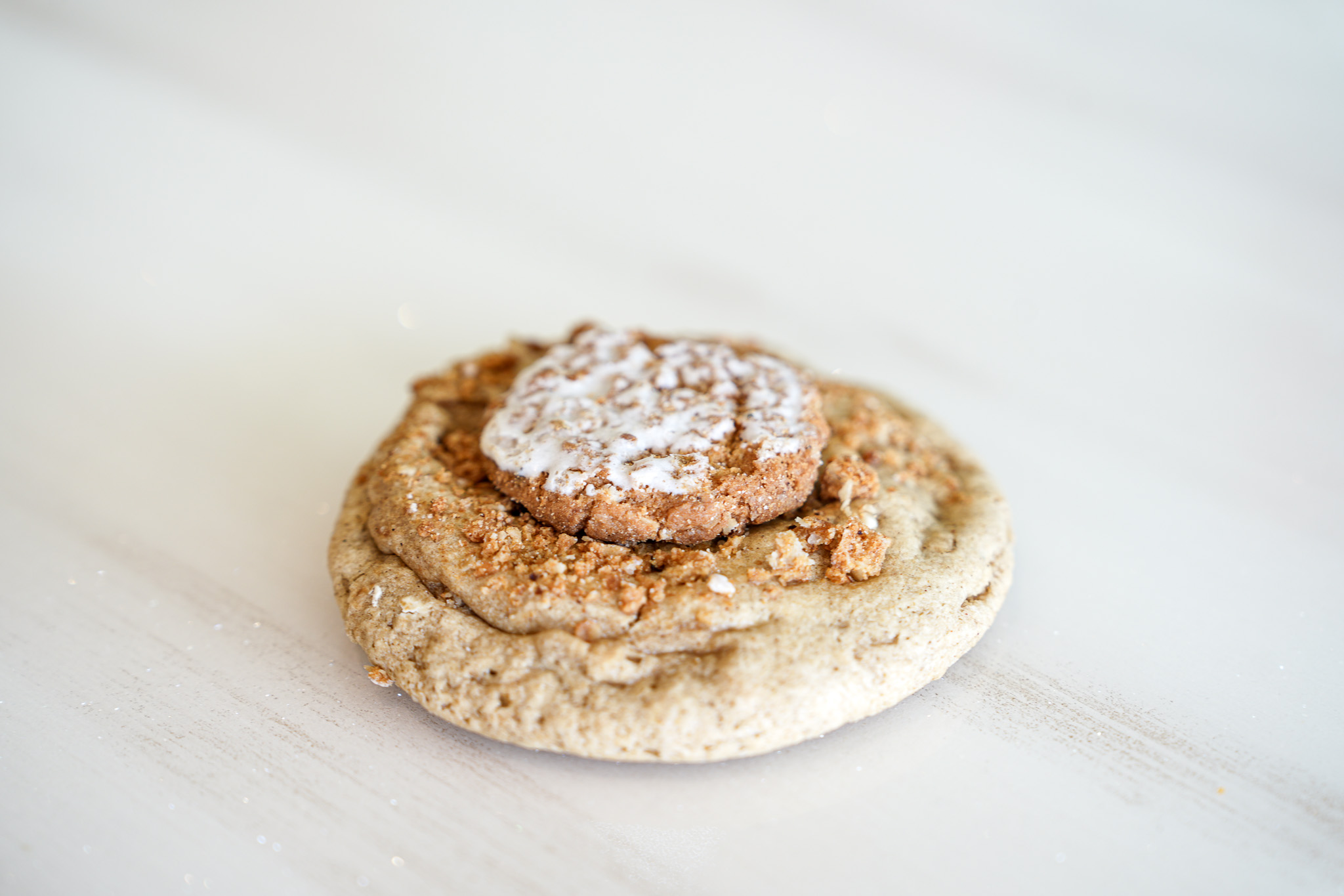 OATMEAL CREME PIE STUFFED PROTEIN COOKIE - Image 3