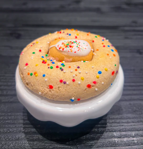 STRAWBERRY POP TART STUFFED PROTEIN COOKIE