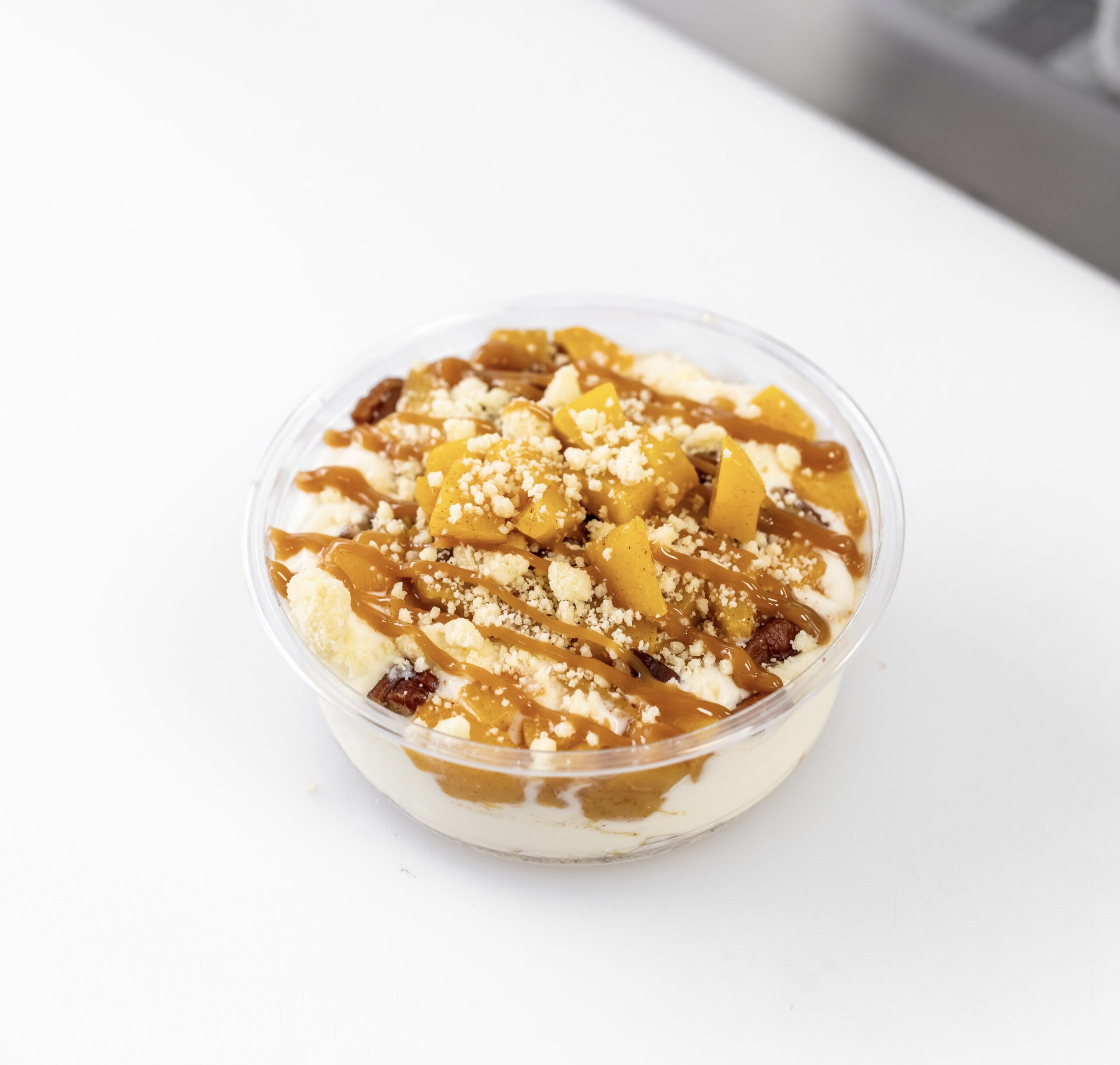 PEACH COBBLER PROTEIN PUDDING CUP